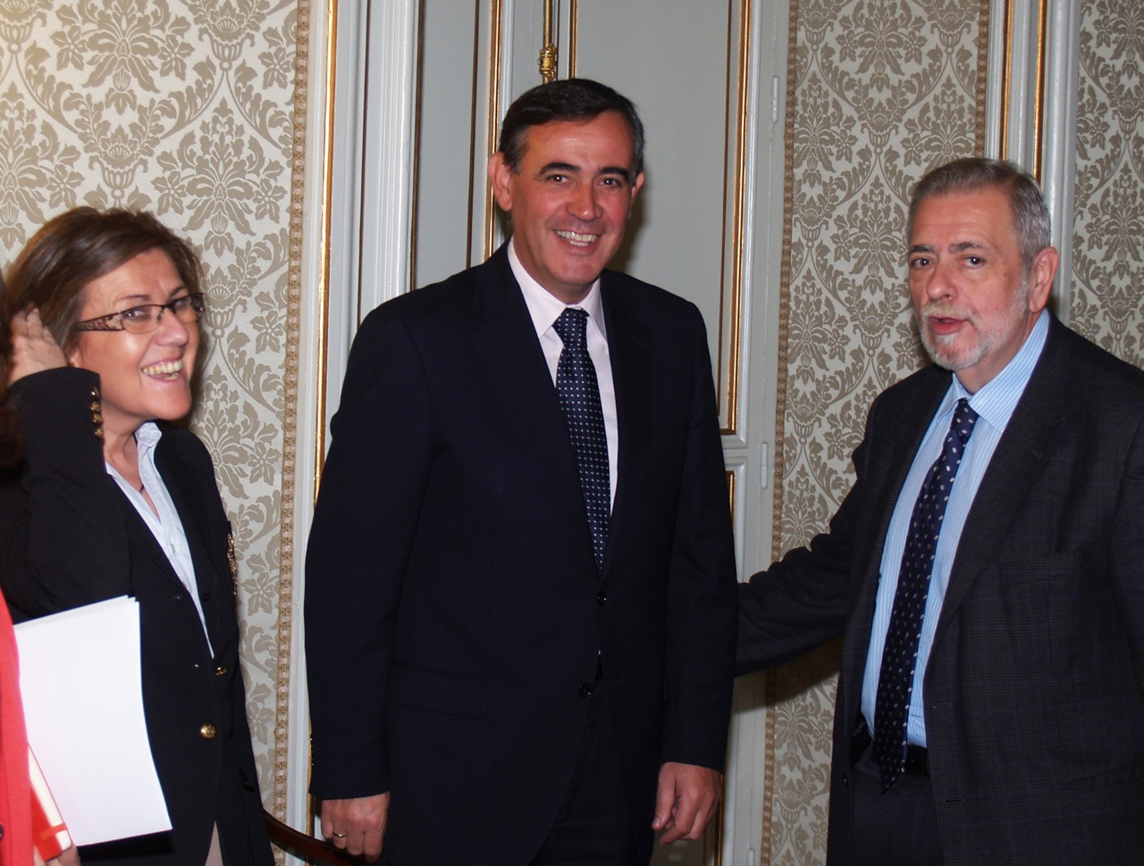 EL PRESIDENTE DE LA DIPUTACIÓN DE SORIA SE REÚNE CON EL SECRETARIO DE ESTADO DE AMINISTRACIONES PÚBLICAS DEL MINISTERIO DE HACIENDA PARA PRESENTARLE EL PLAN PARA EL FOMENTO DEL EMPLEO Y EL DESARROLLO ECONÓMICO Y SOCIAL DE LA PROVINCIA